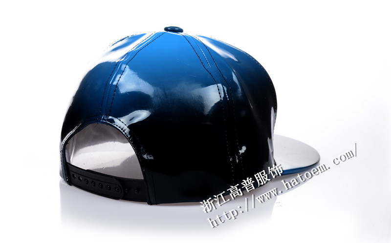 质感皮质棒球帽_棒球帽子厂家-半岛官方