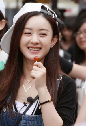 赵丽颖戴帽子图片