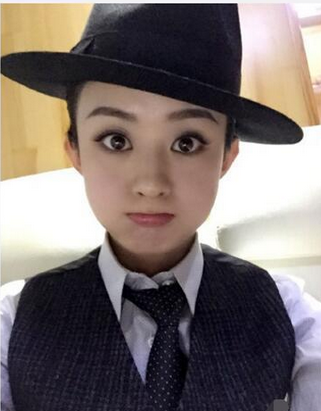 赵丽颖戴帽子图片